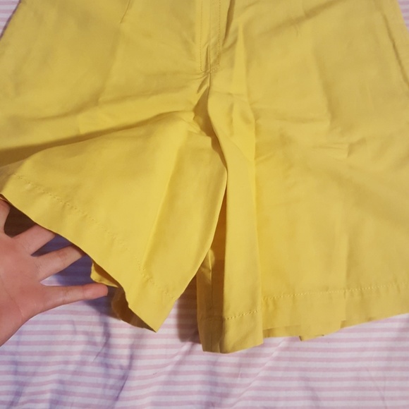 Marni bright yellow Bermuda shorts - Picture 2 of 5